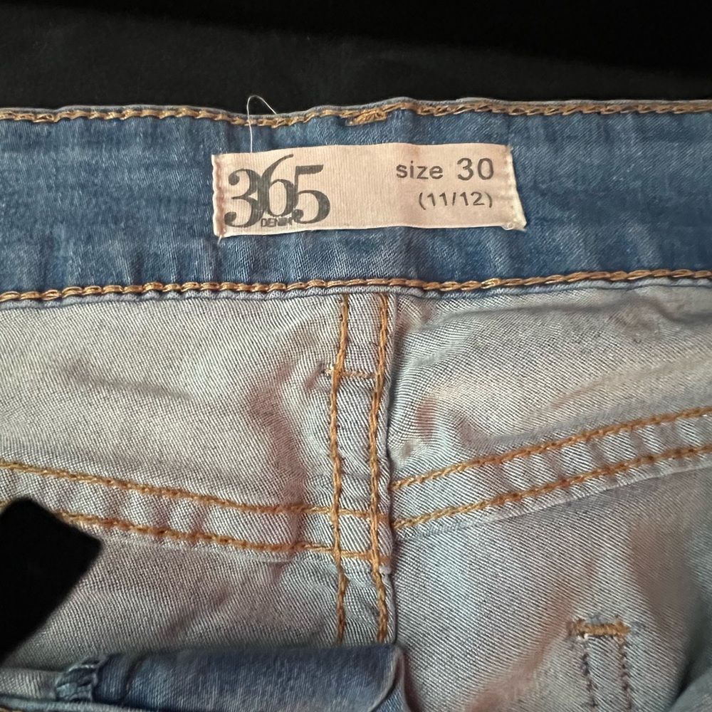 Jeans - Picture 4 of 4